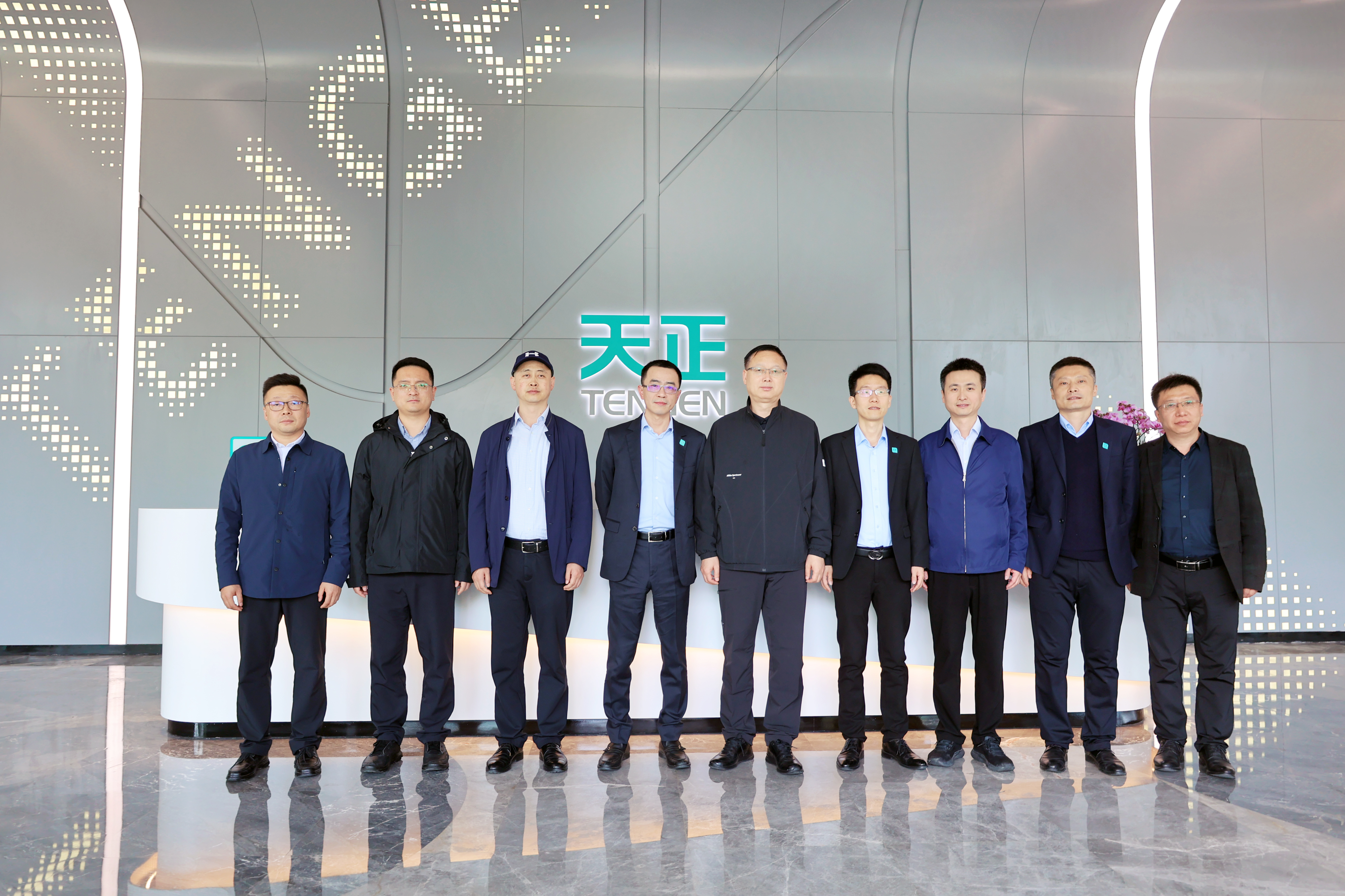 共赢未来丨3044am永利与陕西环保集团座谈交流